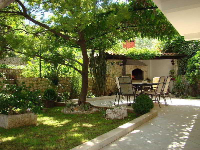 Apartma In